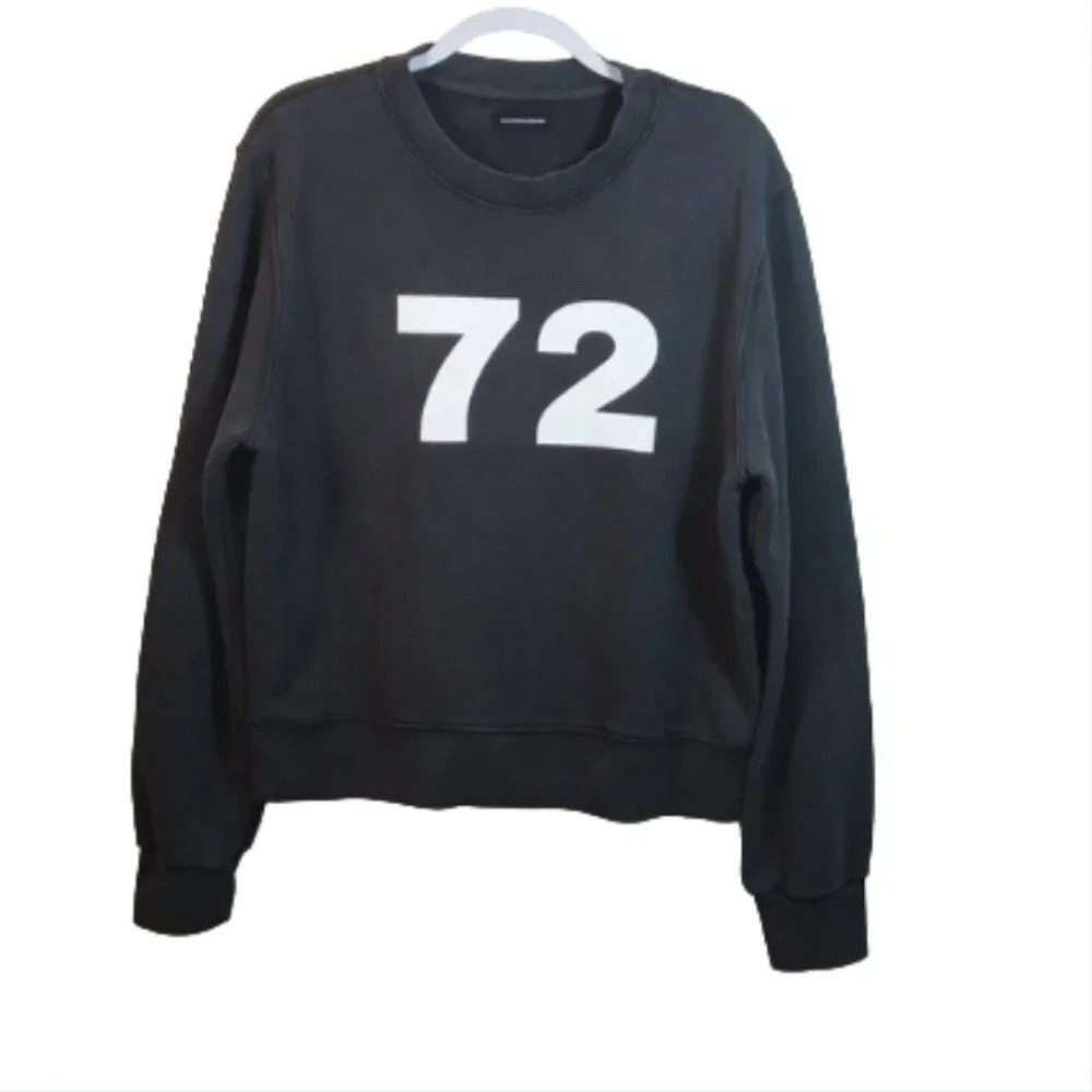 California Incline #72 oversized UNISEX crewneck sweater in Black size Small